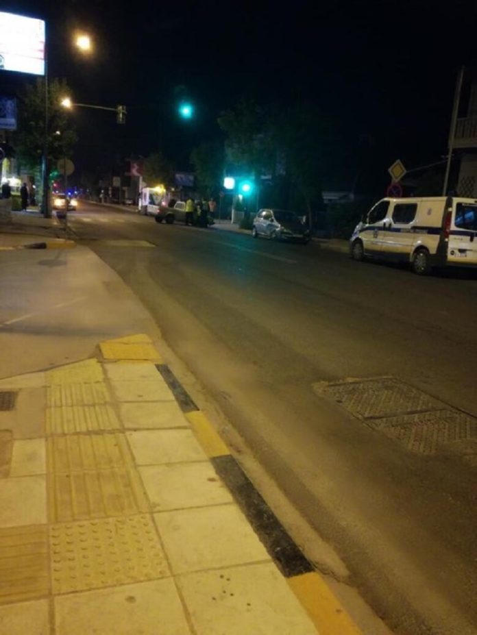 Τροχαίο με αυτοκίνητο πριν λίγο στη Λάρισα