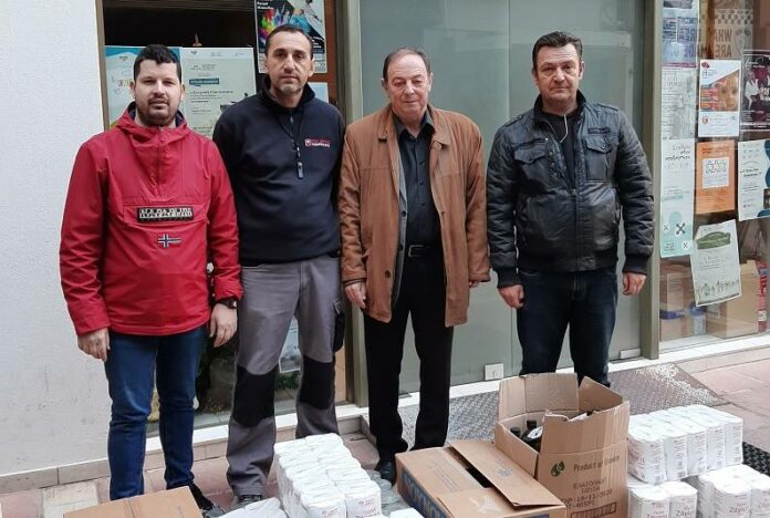 Προσφορά τροφίμων από το Σύνδεσμο Ηλεκτρολόγων Ν. Λάρισας στο Κοινωνικό Παντοπωλείο