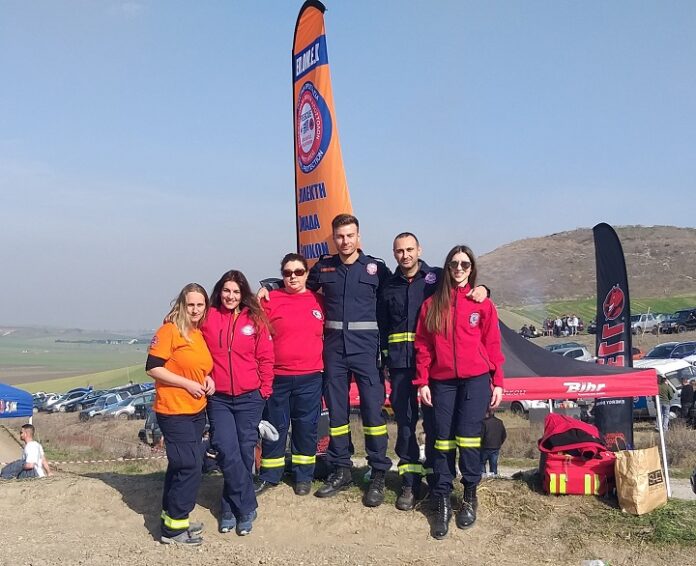 Η ΕΠΟΜΕΑ στο Show 4X4 και στην Πανθεσσαλική κοπή πίτας της Λέσχης 4Χ4 Λάρισας