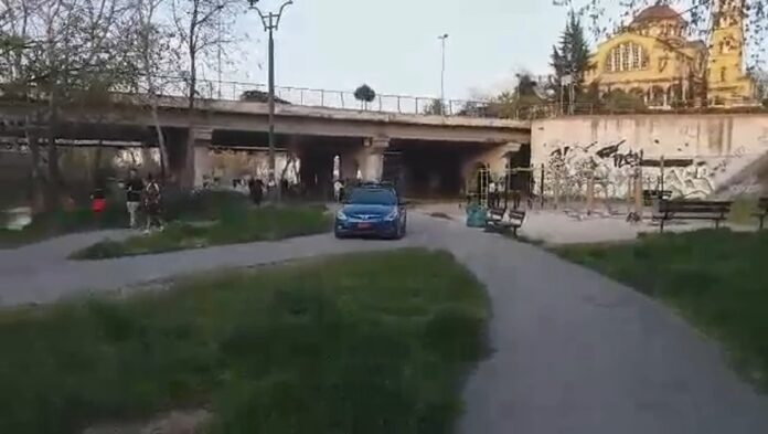Δραματική έκκληση του Δημάρχου με περιπολικό