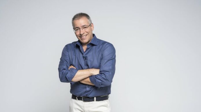 Νίκος Μάνεσης