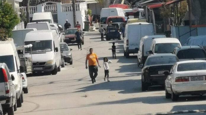Λάρισα: Η δεύτερη ημέρα καραντίνας στη Νέα Σμύρνη