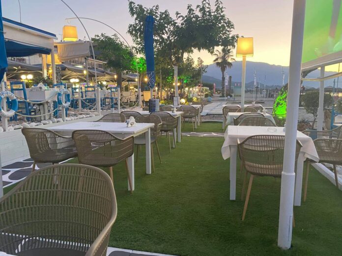 Ψαροταβέρνα "Αλκαζάρ" και Πιτσαρία "Piazzetta"