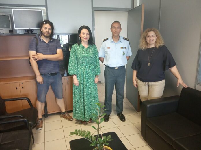 Συνεργασία Δ. Λαρισαίων με τον υποδιευθυντή της ΑΔ Λάρισας για δεσποζόμενα και αδέσποτα ζώα