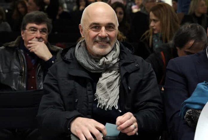 Στάθης Λιβαθινός
