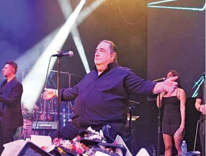 Καρράς