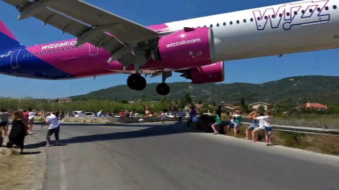 skiathos_aeroplano
