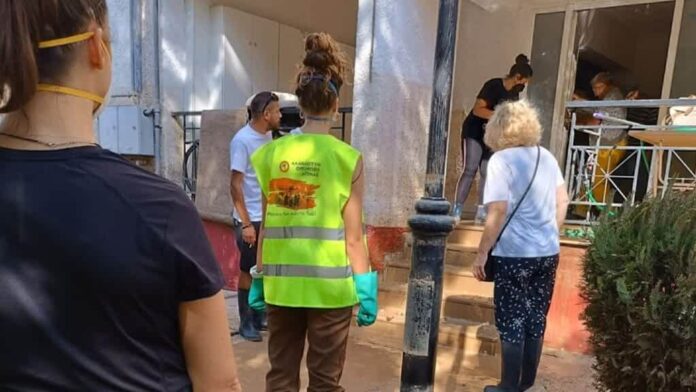 Εργαζόμενοι-αλληλέγγυοι-Λάρισα