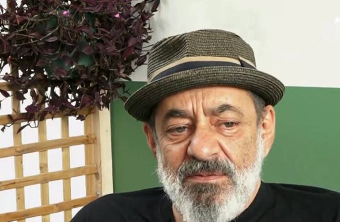 Αντώνης Καφετζόπουλος