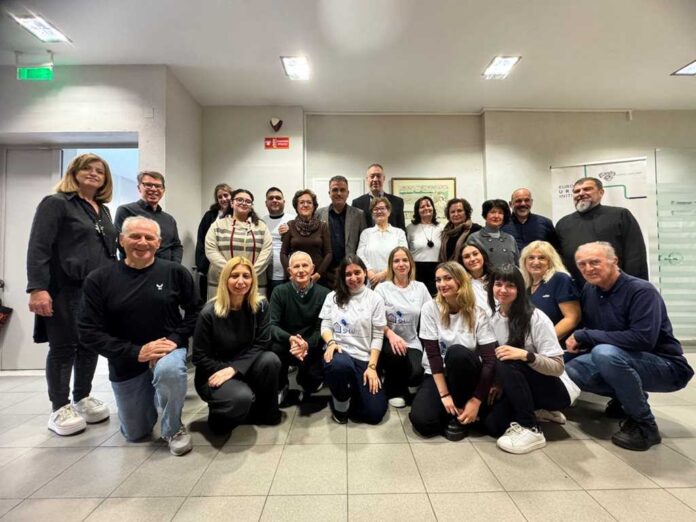 diageneaki-ypostirixi-