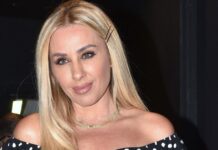 Στα 55 της πέθανε η Γωγώ Μαστροκώστα Στα 55 της πέθανε η Γωγώ Μαστροκώστα