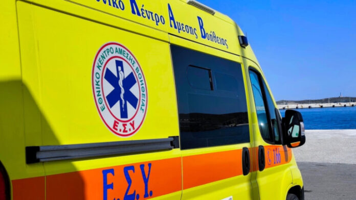 Στο νοσοκομείο κοπέλα μετά από επίθεση